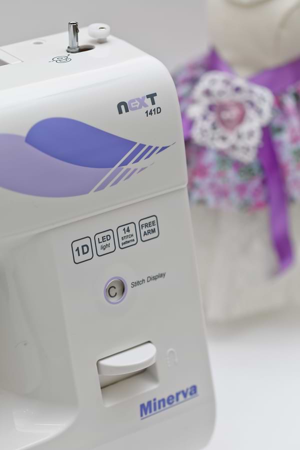 Фото - Швейная машина MINERVA Next 141D