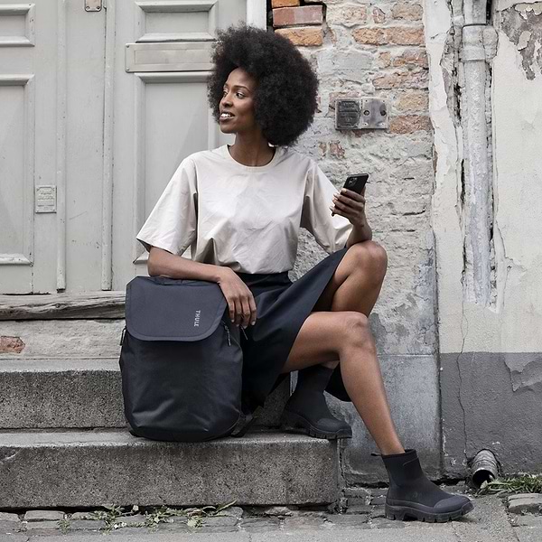 Фото - Рюкзак для ноутбука Thule Subterra 2 Expandable Backpack 26-32L TRVL Black (3205054)