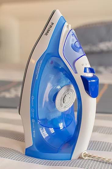 Фото - Праска Prime Technics PTI 2057 FB