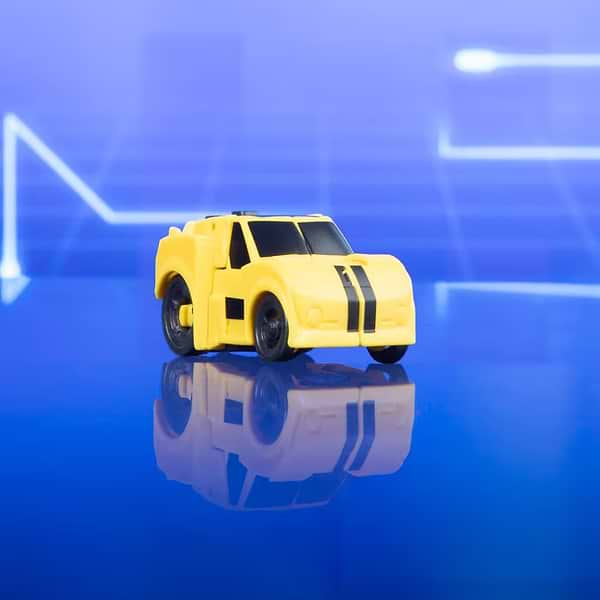 Фото - Машинка-трансформер Hasbro Терран Тактікон, серії Трансформери: Нова іскра (F6228_F6710)