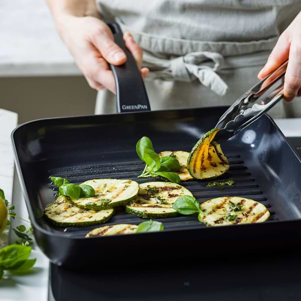 Фото - Сковорода гриль GreenPan Essence Magneto 28 см (CC006338-001)