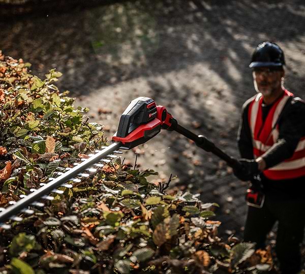 Фото - Кущоріз акумуляторний Einhell GP-HH 18/50 Li T BL-Solo (3410972)