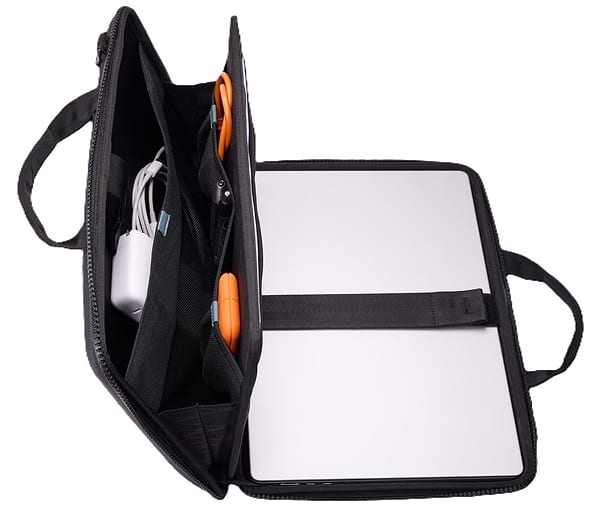 Фото - Сумка для ноутбука Thule Gauntlet 5 MacBook Pro Attache 16" TGAE-2557 Black (3205415)