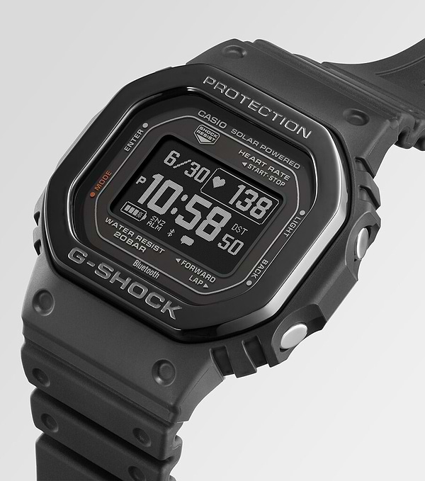 Фото - Смарт-годинник Casio DW-H5600MB-1ER