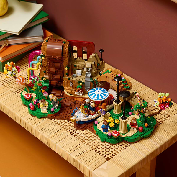 Фото - Конструктор LEGO Ideas Вилли Вонка и шоколадная фабрика (21360)