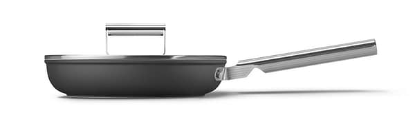 Фото - Сковорода універсальна Smeg 20 см (FPF2002BLM)