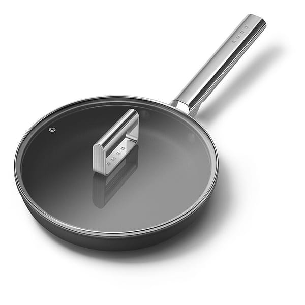 Фото - Сковорода універсальна Smeg 20 см (FPF2002BLM)