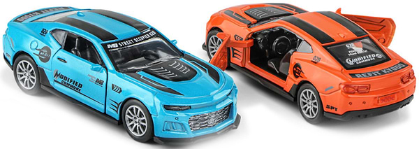 Фото - Колекційна машинка 1:32 XU YE інерційна HORNET світло звук в асортименті (K175B12)