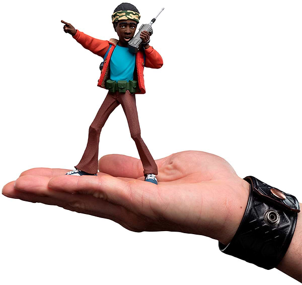 Фото - Коллекционная фигурка Weta Workshop STRANGER THINGS Lucas the Lookout - Limited Mini Epics (255003949)