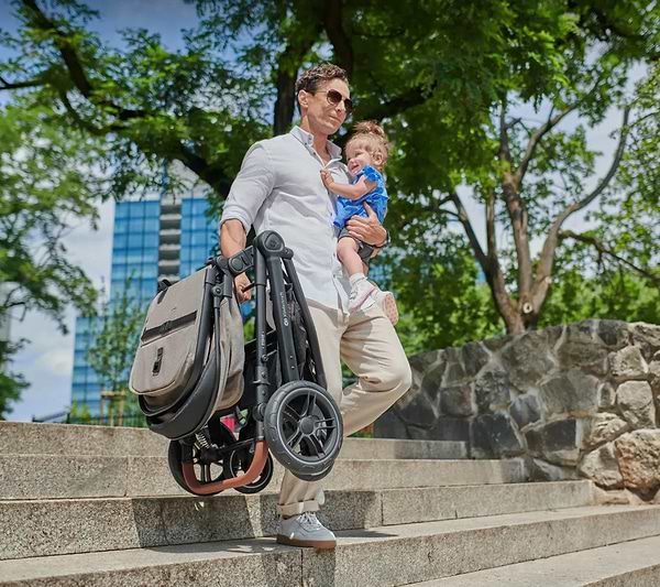 Фото - Коляска універсальна 3 в 1 Kinderkraft Esme Pro Sand Beige (KSESME00BEG300N)