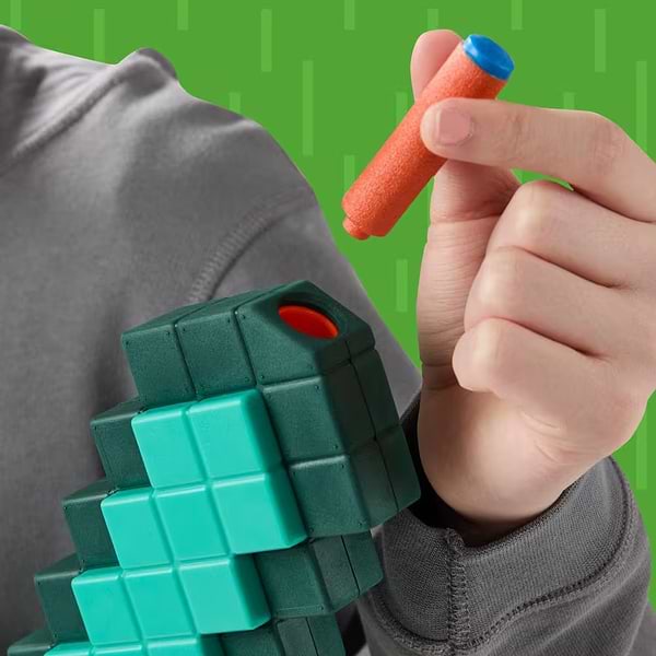 Фото - Бластер многозарядный Hasbro Nerf Minecraft Sword (G1437)