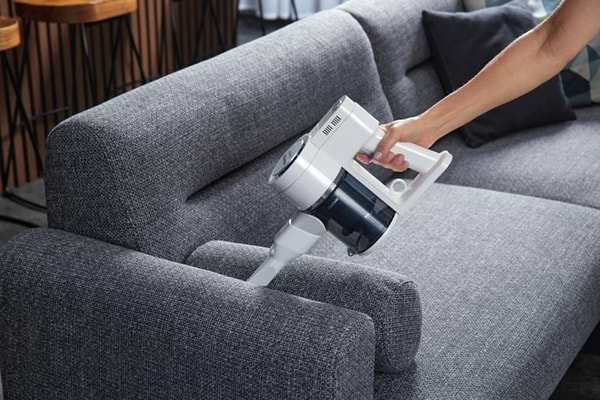 Фото - Пылесос ручной для дома Hisense HVC6133WII