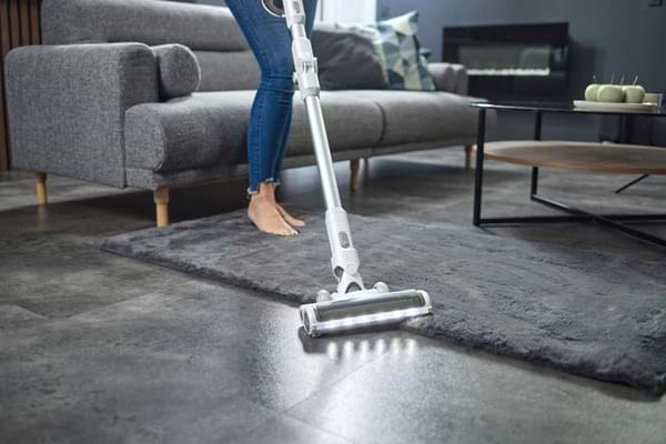 Фото - Пылесос ручной для дома Hisense HVC6133WII