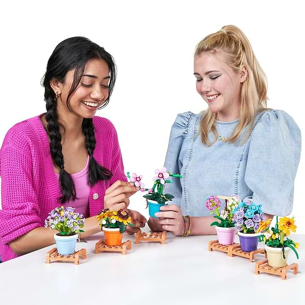 Фото - Пластиковий конструктор ZURU в капсулі MAX S1 – САДОВІ РОСЛИНИ В ГОРЩИКАХ в асортименті (83183GQ1)