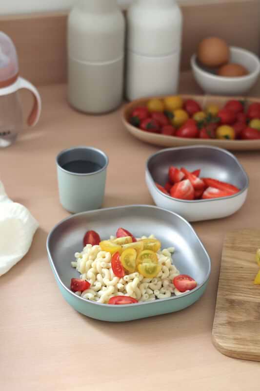 Фото - Набор тарелок для малыша Beaba 3 пр. оливковый (913583)