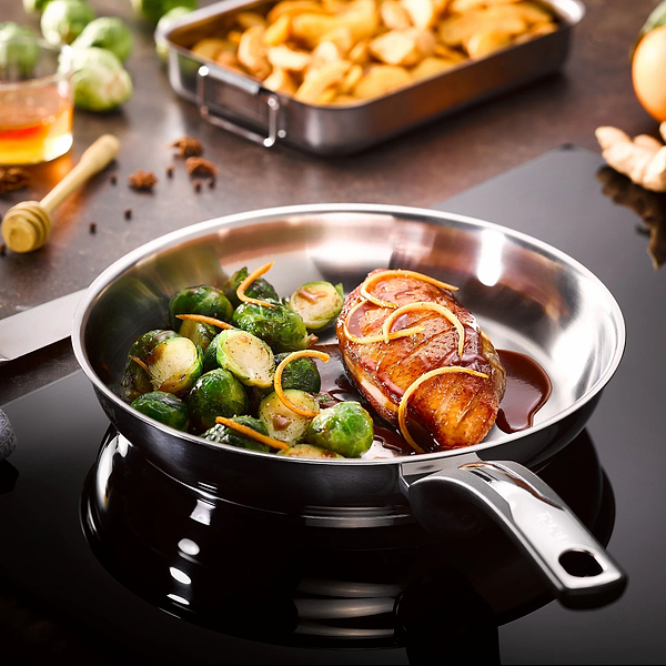 Фото - Сковорода універсальна Tefal E3010604 Emotion 28 см