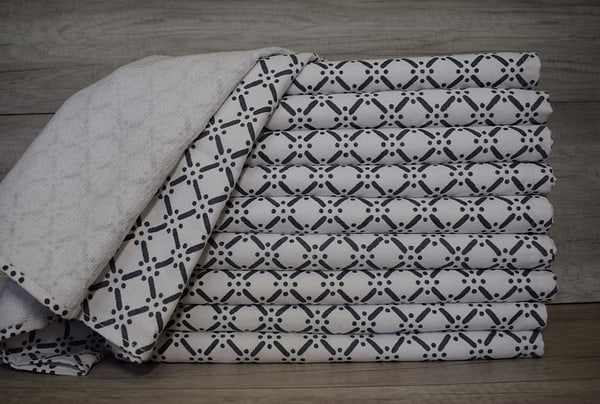 Фото - Рушник банний GM Textile махровий сірий принт 70х150