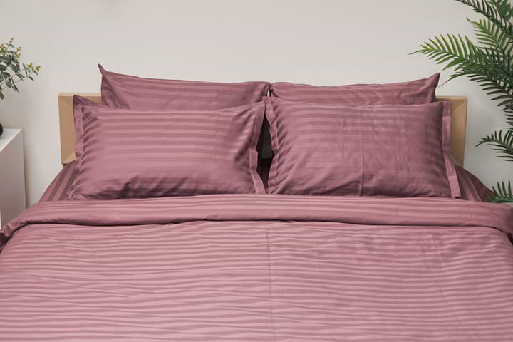 Комплект постельного белья Moon&Star 160х220х2 нав.  4х50х70 Garnet Satin Stripe (MS-820000558)