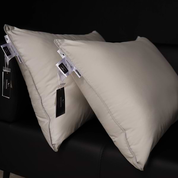 Фото - Подушка стандартна MirSon №208 Silver Cloud 50x70 см (2200009349010)