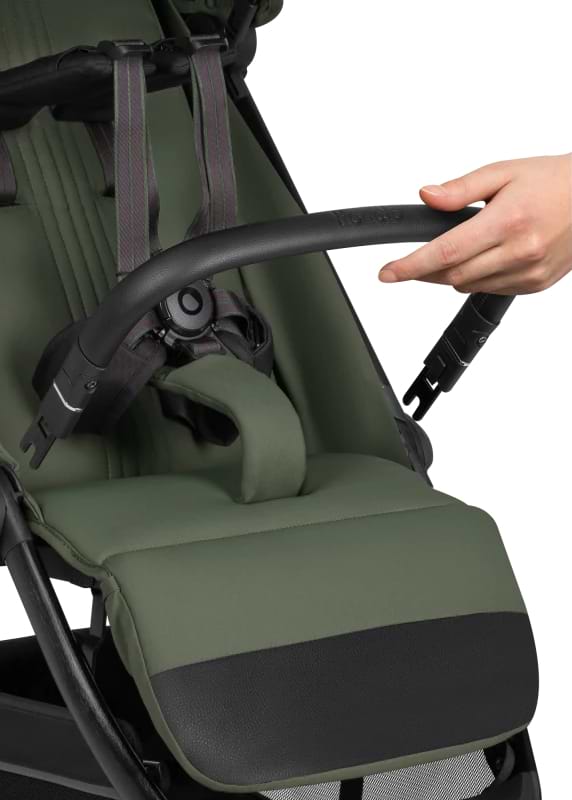 Фото - Коляска прогулочная Lionelo Bess Green Forest