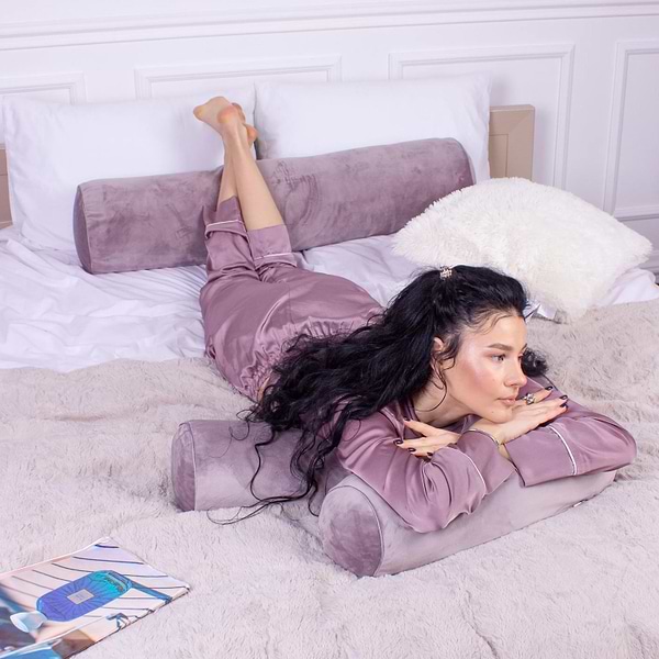 Фото - Подушка валик MirSon №8396 Velvet Line 28-0005 Ashen Tencel 60х20 см (2200006253631)