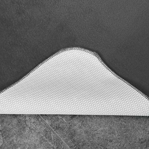 Фото - Килимок для підлоги з еко-хутра DarianA Moonbeam 50x60 графітний (1000010339)