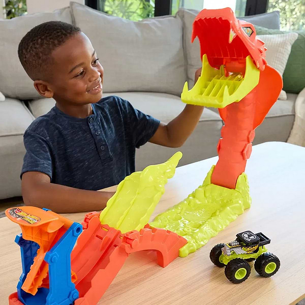 Фото - Игровой набор Hot Wheels Атака змеи серии Monster Trucks (JJN44)