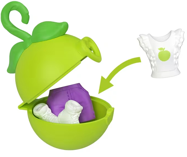 Фото - Мини-кукла набор Polly Pocket Подвеска "Минимодница с нарядами" (в асс.) (JKR46)