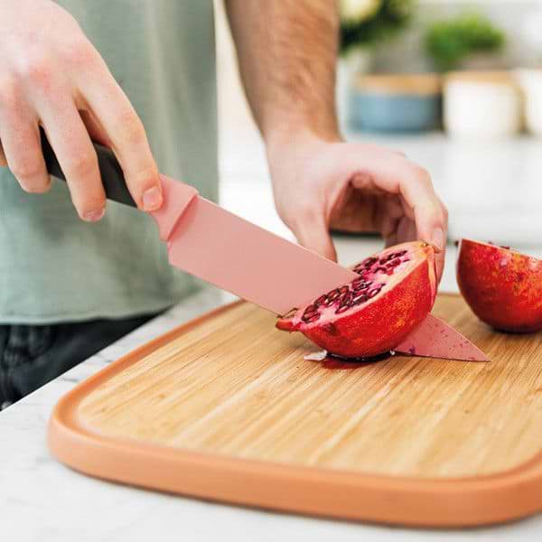 Фото - Ніж кухаря Berghoff 3950111 LEO 19 см з покриттям рожевий