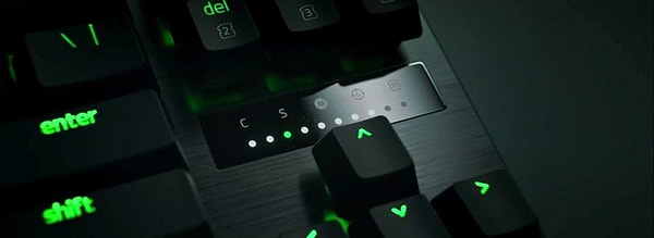 Фото - Клавиатура проводная игровая Razer Huntsman V3 PRO TKL (RZ03-04980100-R3M1)