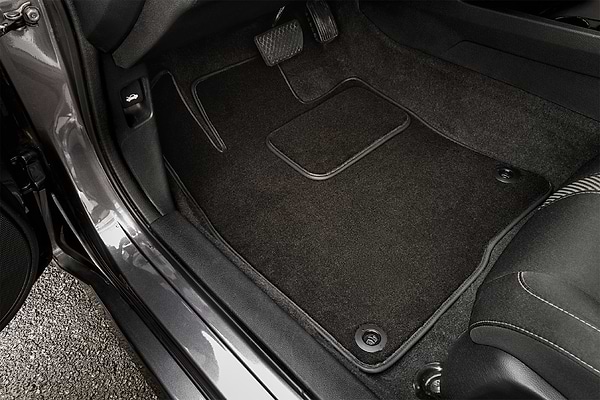 Фото - Коврики ворсовые в салон авто EVAtech Standard для Ford C-Max Hybrid (C344) (4 clips) 2010-2019 2 поколение Minivan USA черный кант FD14034PDC4FC4VEB