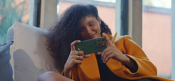 Фото - Смартфон Motorola Edge 70 12/512GB Lily Pad