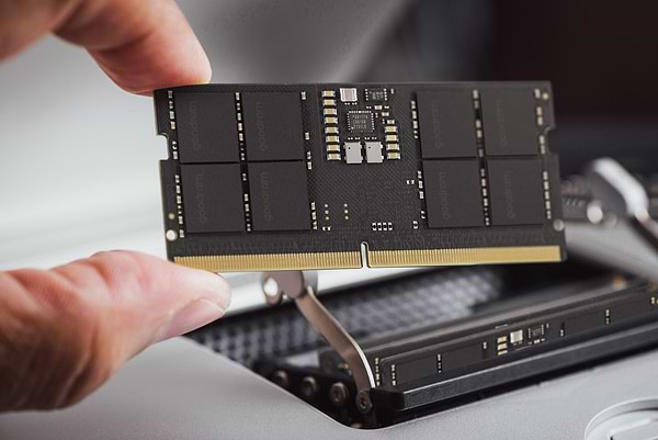Фото - Память DDR Goodram 32Gb DDR5 4800 MHz (GR4800S564L40/32G)