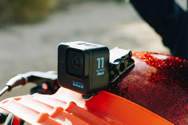 Фото - Екшн-камера GoPro HERO11 Black Mini (CHDHF-111-RW)