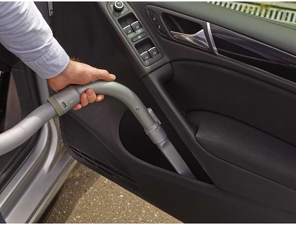 Фото - Пылесос ручной для автомобиля Black&Decker PD1200AV