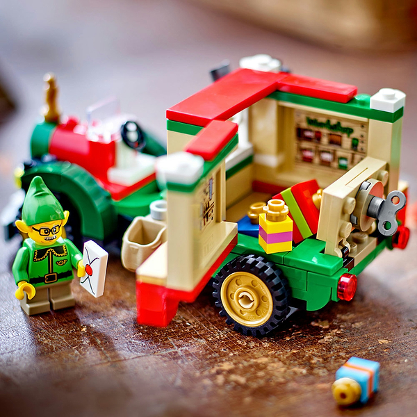 Фото - Конструктор LEGO Iconic Вантажівка Санти (40746)