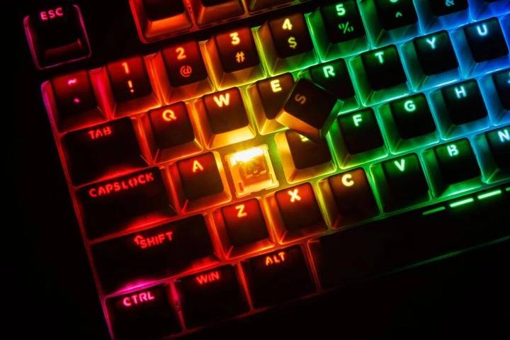 Фото - Клавіатура дротова ігрова Lorgar Azar 514 RGB EN/UA Gaming Wired White (LRG-GK514W-UA)