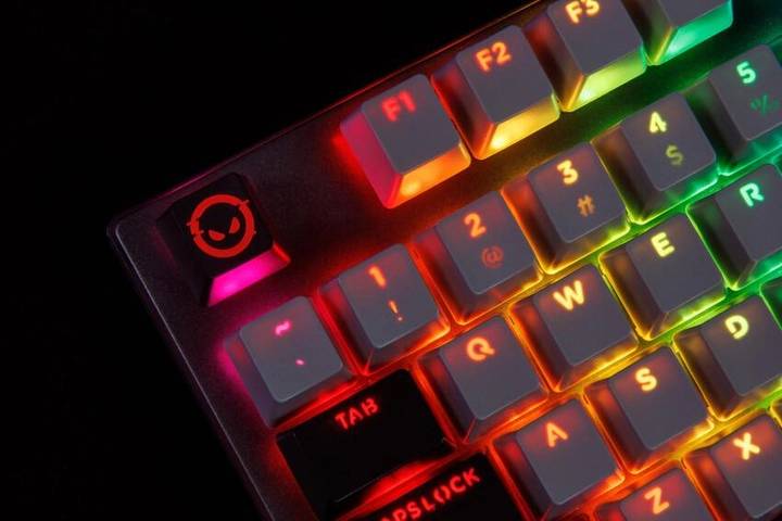 Фото - Клавіатура дротова ігрова Lorgar Azar 514 RGB EN/UA Gaming Wired White (LRG-GK514W-UA)