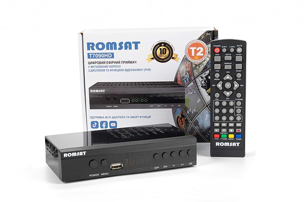 Фото - Уцінка - Тюнер цифрового ТБ Romsat T7090HD