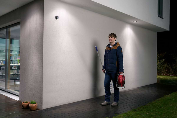 Фото - Беспроводной датчик движения Osram SENSOR WALL IP44 Black (4099854454073)