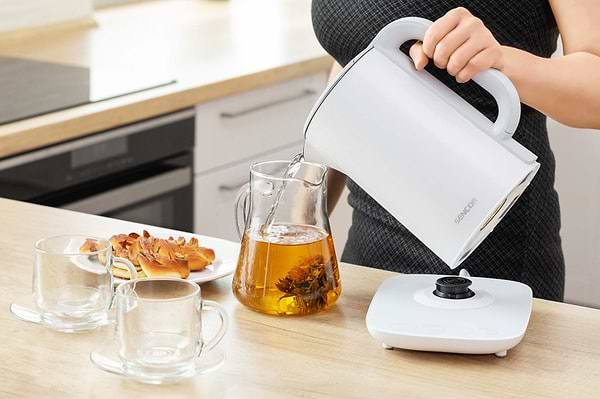 Фото - Электрический чайник Sencor SWK 1591WH