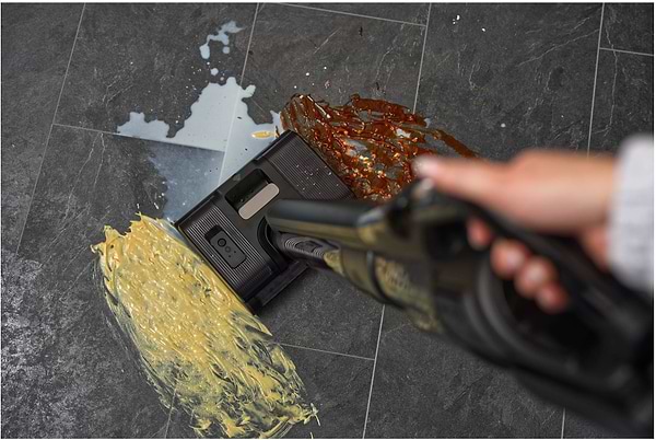 Фото - Пилосос ручний миючий Sencor SVW 8822