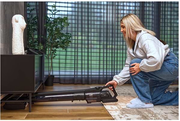 Фото - Пилосос ручний миючий Sencor SVW 8822