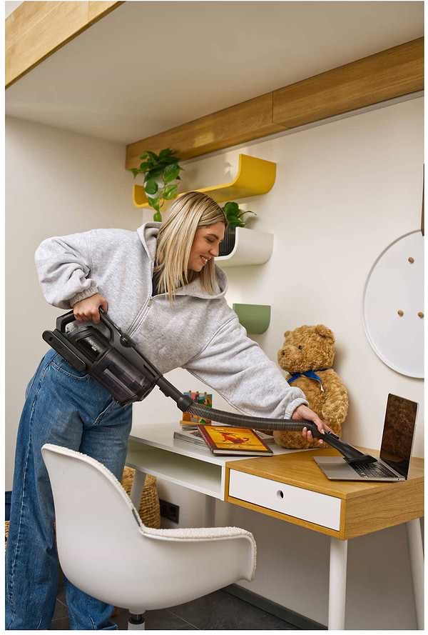 Фото - Пылесос ручной моющий Sencor SVW 8872