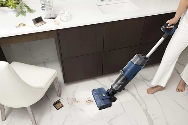 Фото - Уценка - Пылесос ручной моющий Shark HydroVac Hard Floor Cleaner (WD100EU)