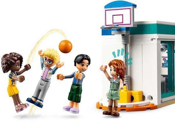 Фото - Конструктор LEGO Friends Хартлейк-Сіті: міжнародна школа (41731)