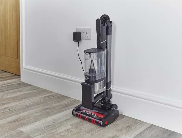 Фото - Пилосос ручний для дому Shark Stratos Anti Hair Wrap Plus Pet Pro (IZ420EUT)