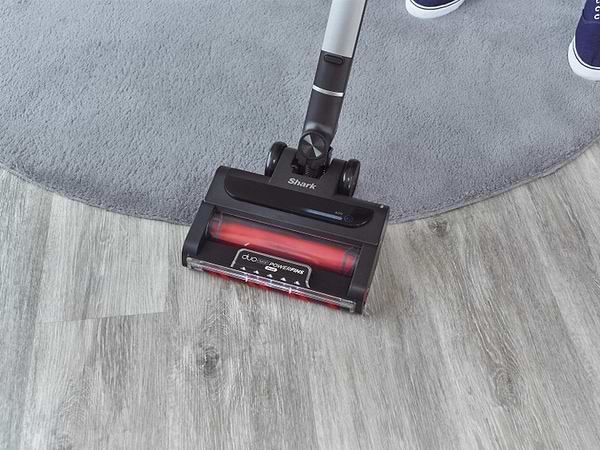 Фото - Пилосос ручний для дому Shark Stratos Anti Hair Wrap Plus Pet Pro (IZ420EUT)