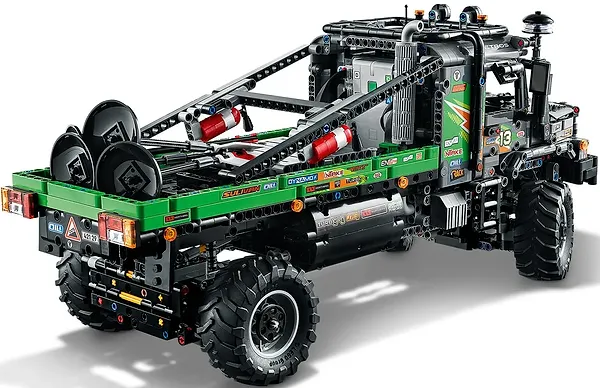Фото - Конструктор LEGO Technic Повнопривідний вантажівка-позашляховик Mercedes-Benz Zetros (42129)