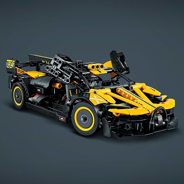 Фото - Конструктор LEGO Technic Bugatti Bolide (42151)